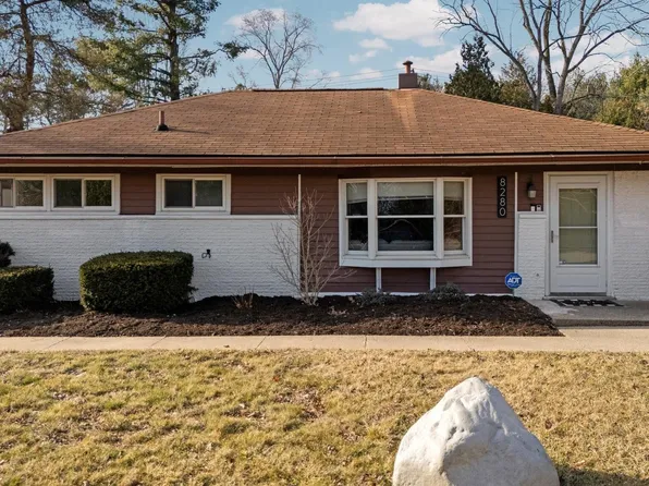 8280 Baytes Dr, Brighton, MI 48116