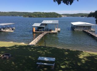 104 Knotty Pine Dr, Camdenton, MO 65020