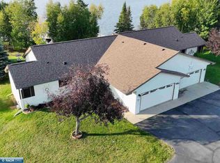208 Pospeck Ln, Hoyt Lakes, MN 55750