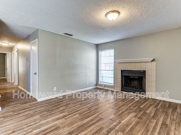 4th image of 8137 Foxfire Ln APT A