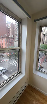 Rented by United Realty Equities | media 27