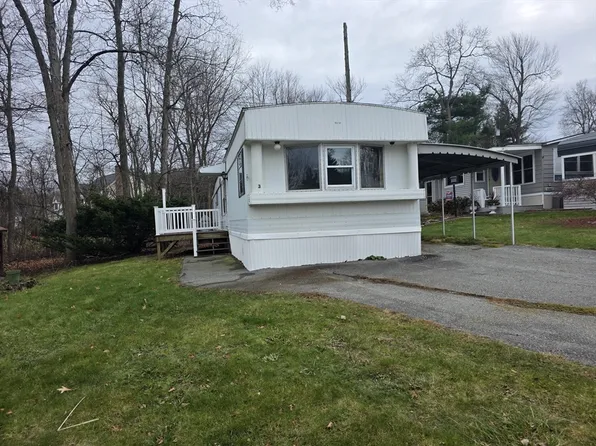 1790 Mass Ave #3, Lunenburg, MA 01462