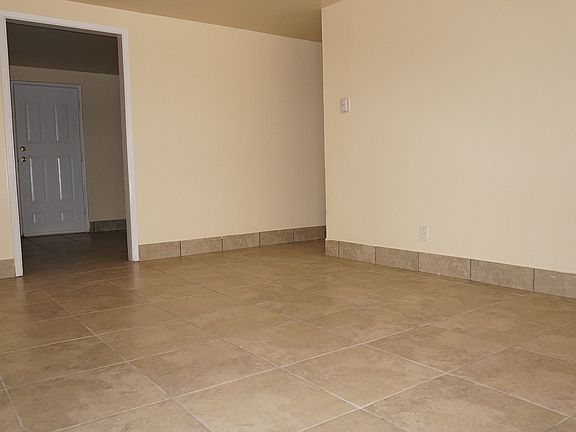 2nd image of 4104 Sunrise Ave