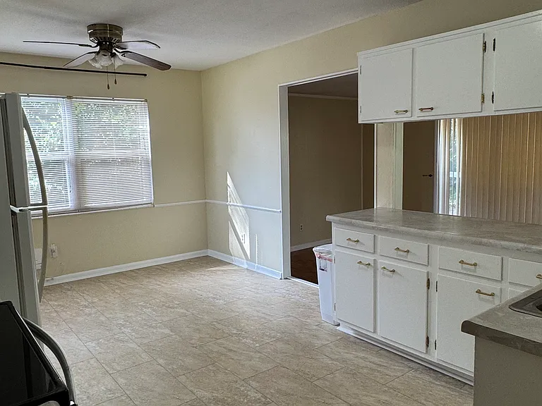 1108 Carissa Dr — Photo 12