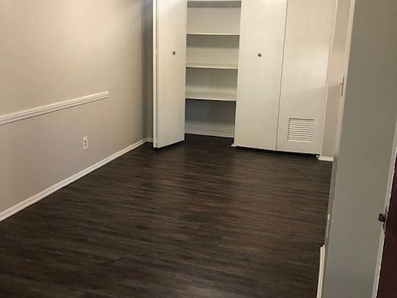 5th image of 625 N Ventura St APT 2