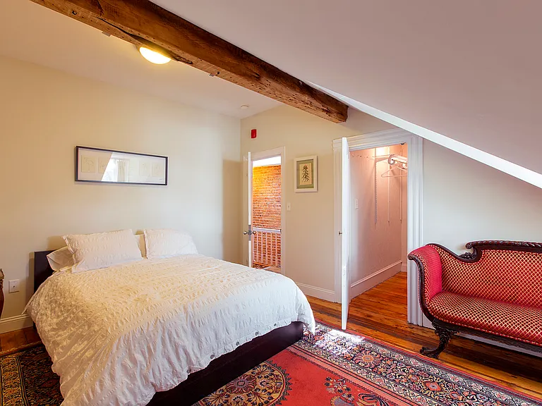 237 Northampton St #3 — Photo 4