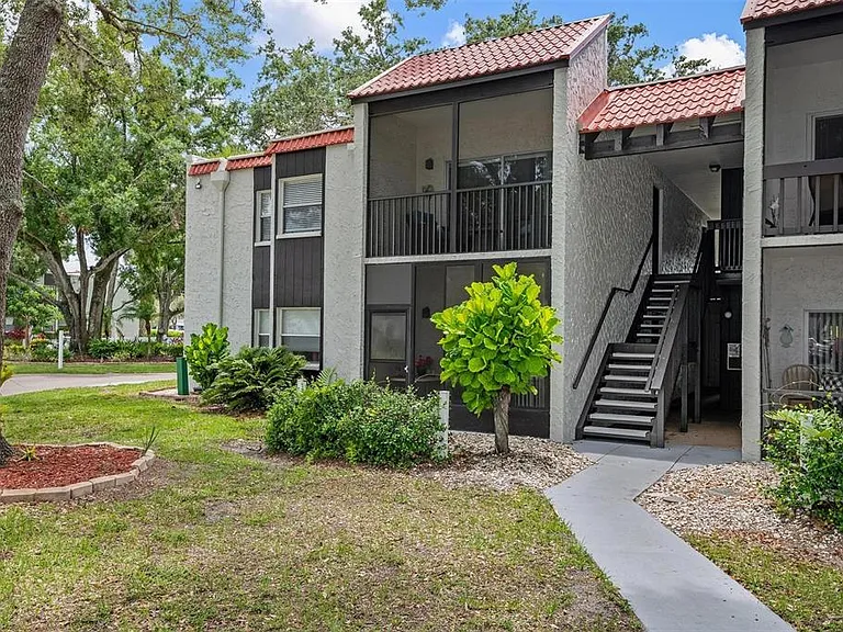 3201 Beneva Rd #201 — Photo 1