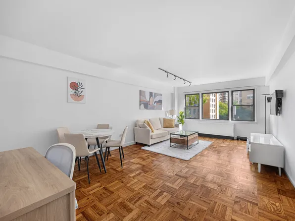 55 East 9th Street image 1 of 8