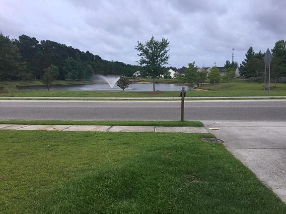 Front Pond with Fountain