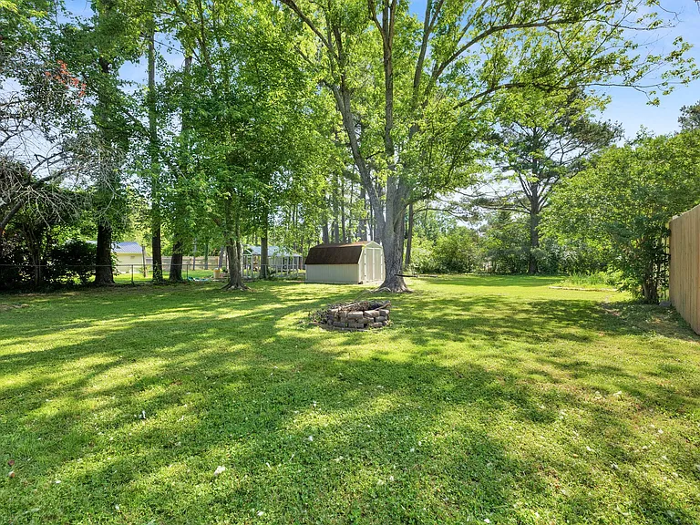 1610 Leaf Ave — Photo 24