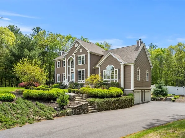 6 Bishop Ln, Middleton, MA 01949