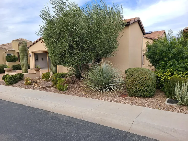 1714 E Alegria Rd — Photo 14