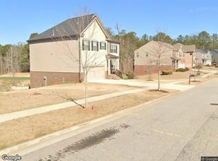 8032 Louis Dr, Locust Grove, GA 30248