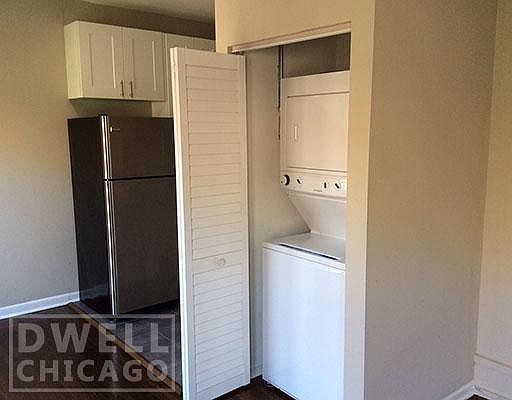 3rd image of 3450 N Elaine Pl
