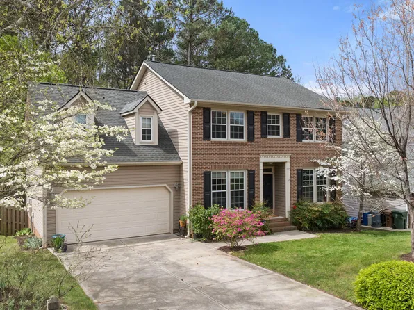 102 Swallow Hill Ct, Cary, NC 27513