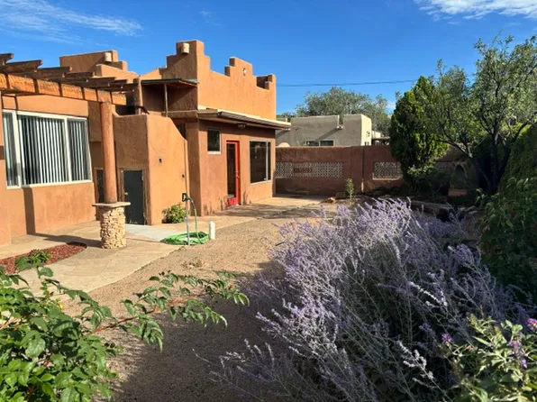 333 Villeros St, Santa Fe, NM 87501
