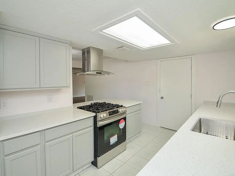 3722 Brier Gardens Dr — Photo 11