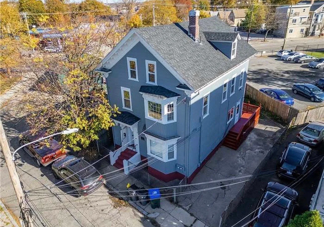 2 bed, $2,250 — Photo 2