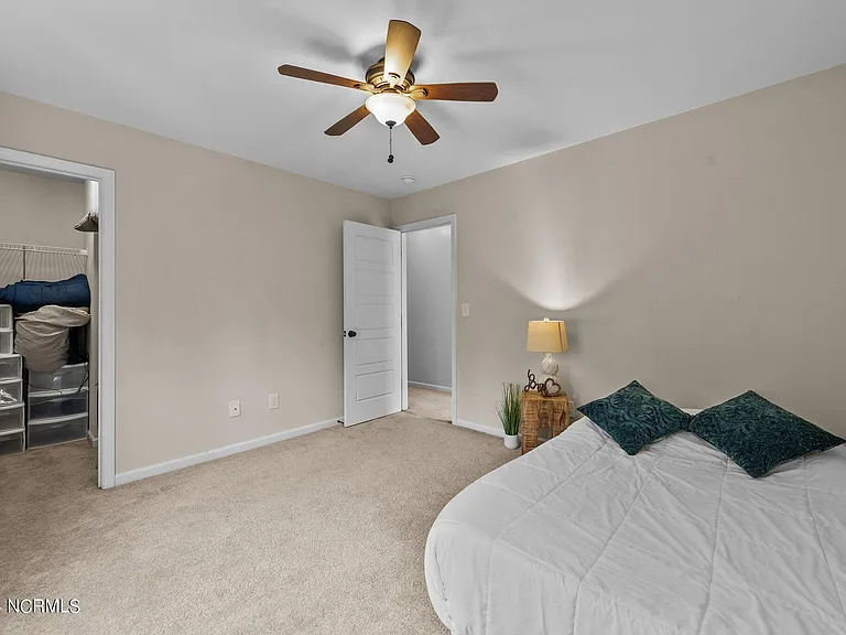 431 Bald Cypress Ln — Photo 16