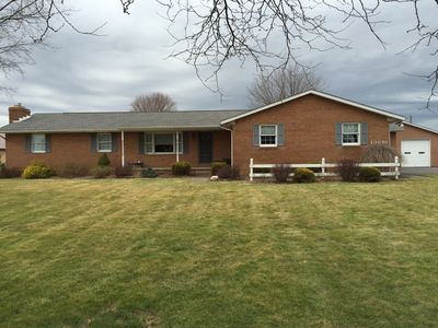 13691 Kent Ave NE, Hartville, OH, 44632