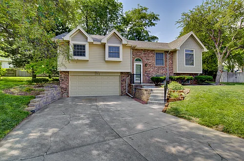 904 Edgewood Blvd Photo 1