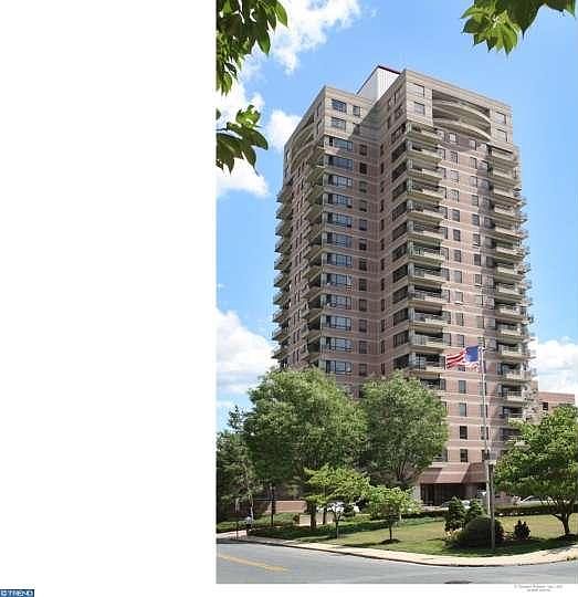 1st image of 1100 Lovering Ave APT 408