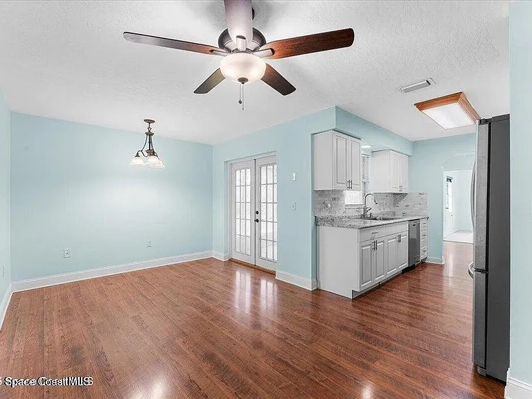 1527 Spruce Rd — Photo 19