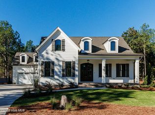 365 Rose Dale Ct, Pinehurst, NC 28374