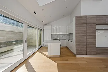 Rented by Nest Seekers International