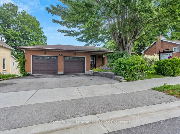 165 Park Row, Woodstock, ON N4S 1V9