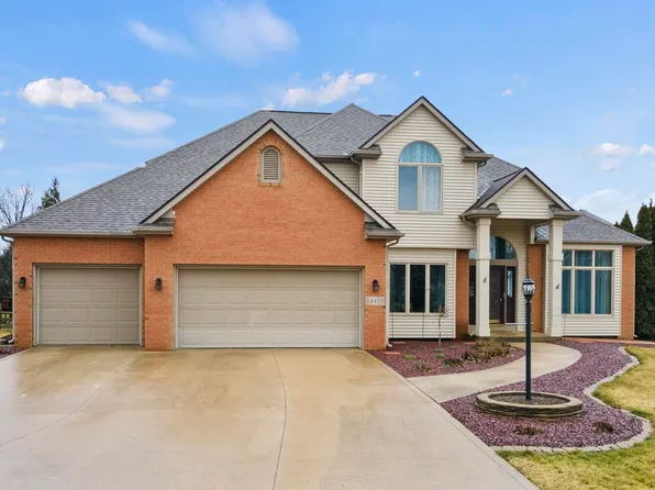 14433 Bridgestone Rd, Fort Wayne, IN 46814