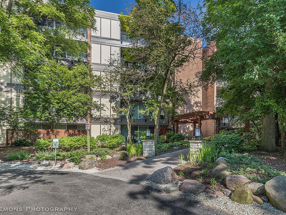 1st image of 5900 Oakwood Dr APT 4M