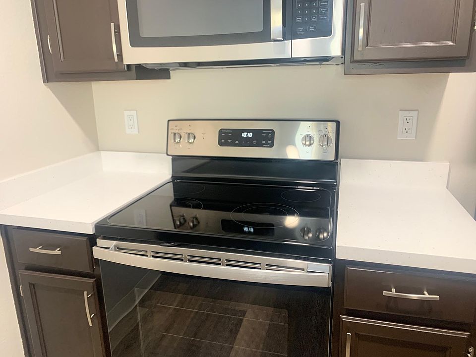 1st image of 3560 Flora Vista Ave #913146312
