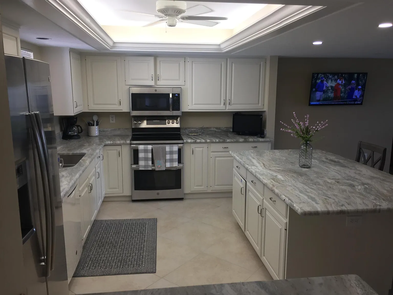 2 bed, 1527 sqft, $6,000 — Photo 1