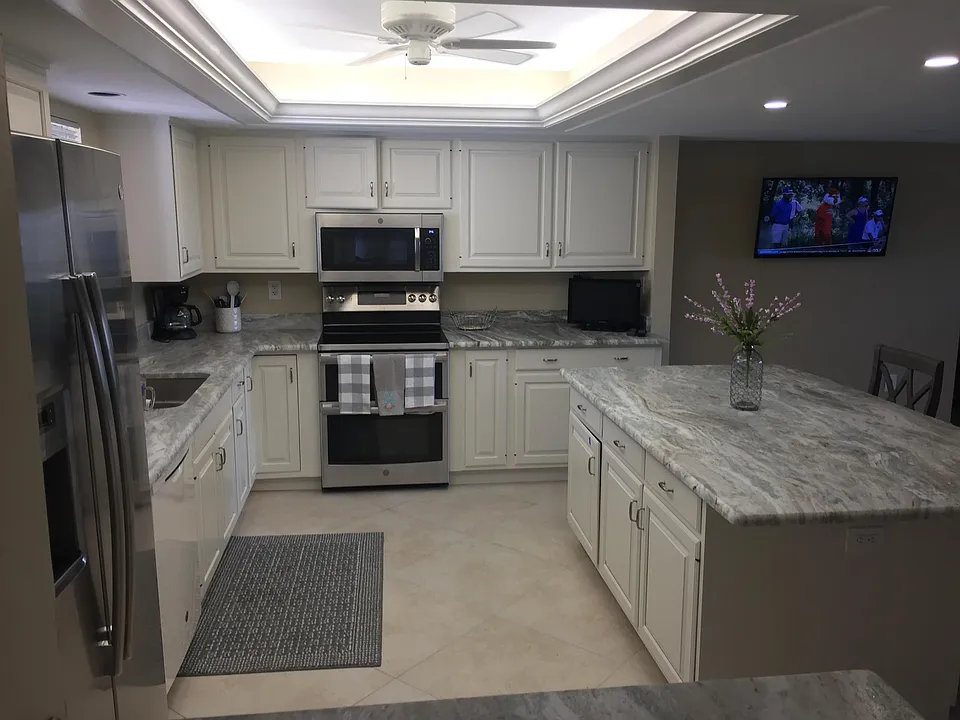4612 Flagship Dr #403