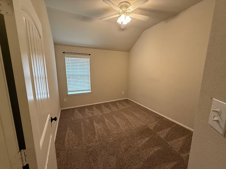 2517 Hadley St — Photo 16