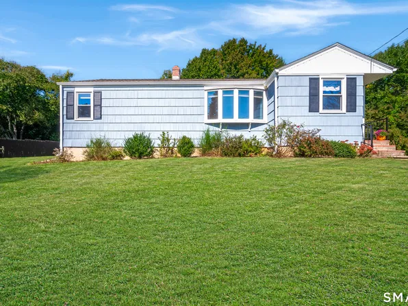 12 Wildwood Acres, Middlefield, CT 06481
