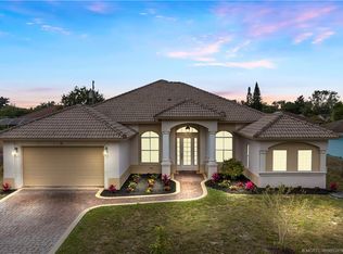 826 SW McCracken Ave, Port Saint Lucie, FL 34953