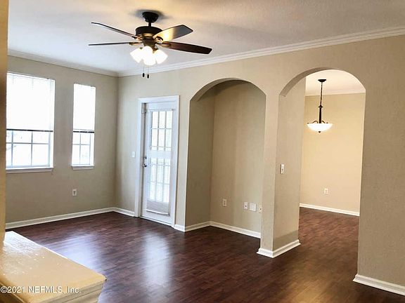 5th image of 10075 N Gate Pkwy #204