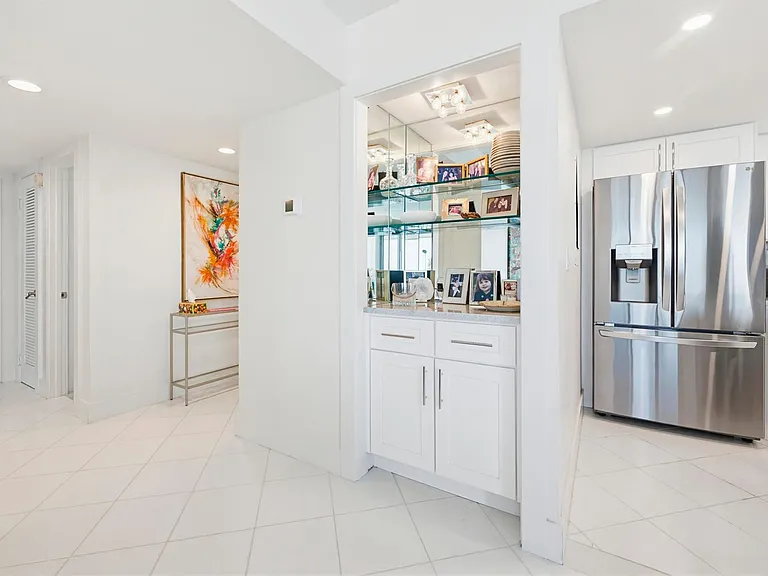 2505 S Ocean Blvd — Photo 11