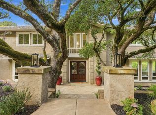 200 Darrell Rd, Hillsborough, CA 94010