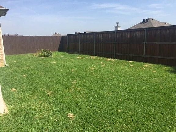 5th image of 1752 Hidden Brook Dr