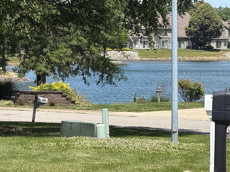 233 S Bayshore Dr — Photo 25