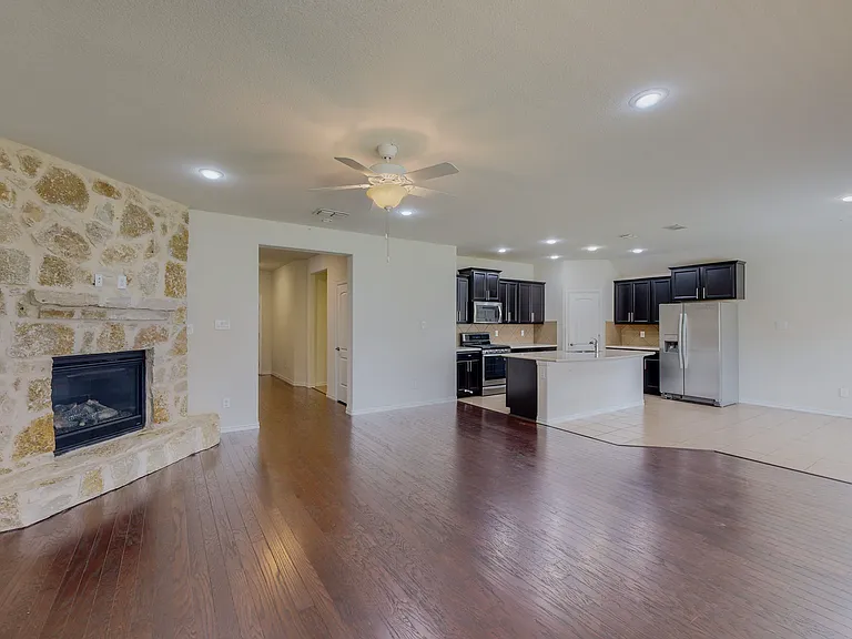 8100 Horseman Rd — Photo 4