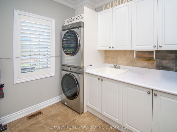 3965 Algoma Ave, Innisfil, ON L9S 2M1