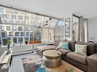 950 Drake St #902, Vancouver, BC