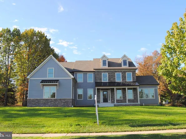 672 Bennett Ln, Perkasie, PA 18944