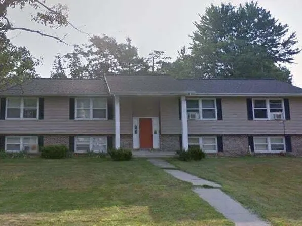 103-121 John St, Parma, MI 49269