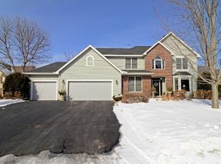 8978 Westhill Point, Eden Prairie, MN 55347