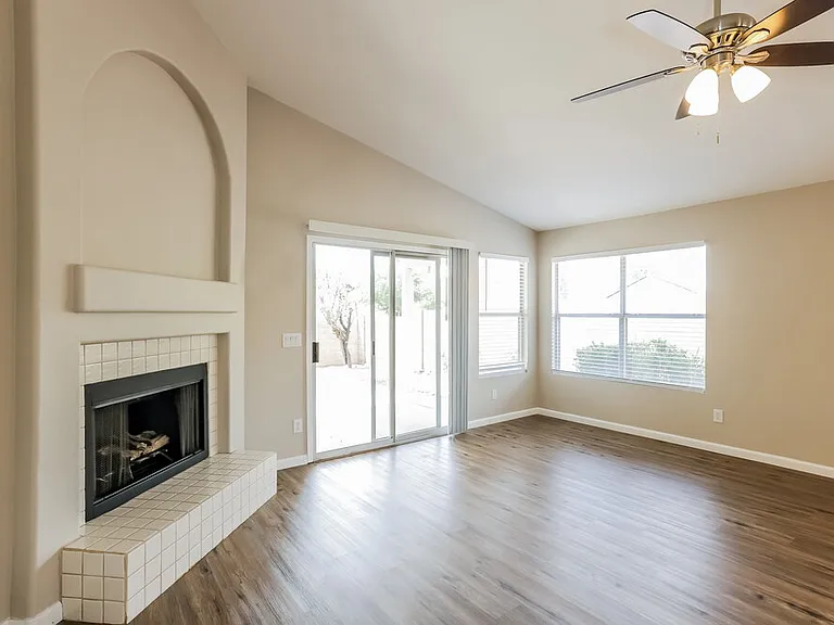2044 S Avoca Cir — Photo 3
